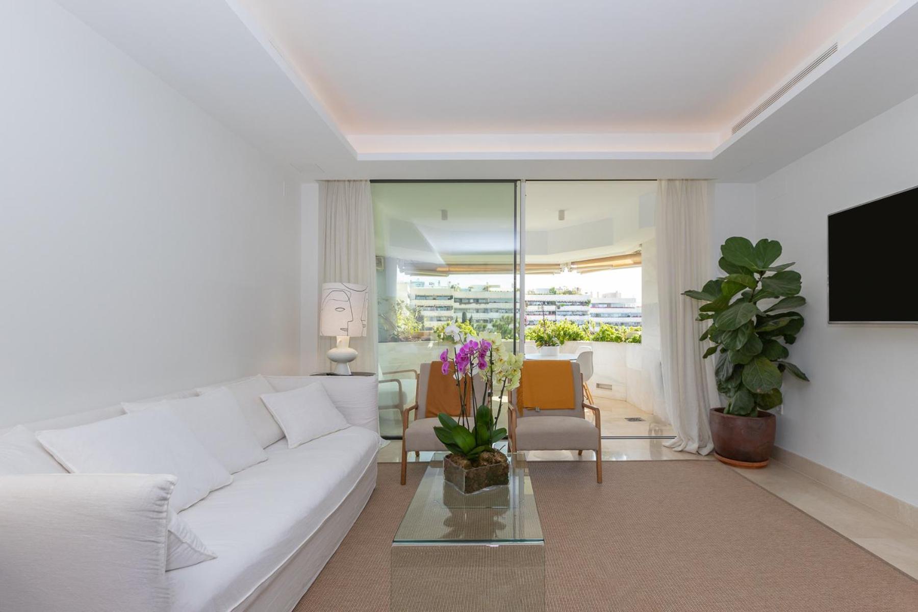 Lujoso Apartamento Con Piscina En Paseo Maritimo Marbella Ngoại thất bức ảnh