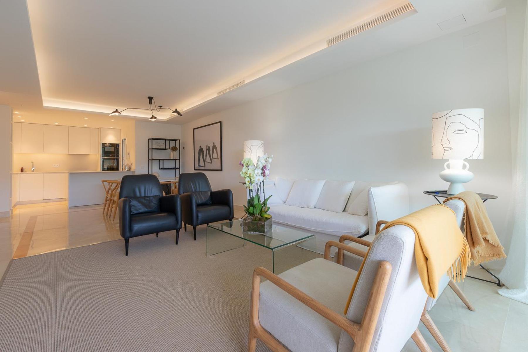 Lujoso Apartamento Con Piscina En Paseo Maritimo Marbella Ngoại thất bức ảnh