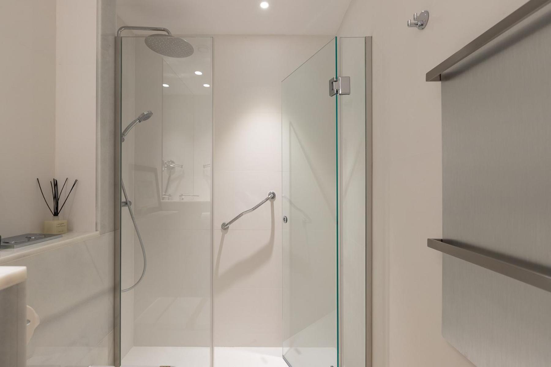 Lujoso Apartamento Con Piscina En Paseo Maritimo Marbella Ngoại thất bức ảnh